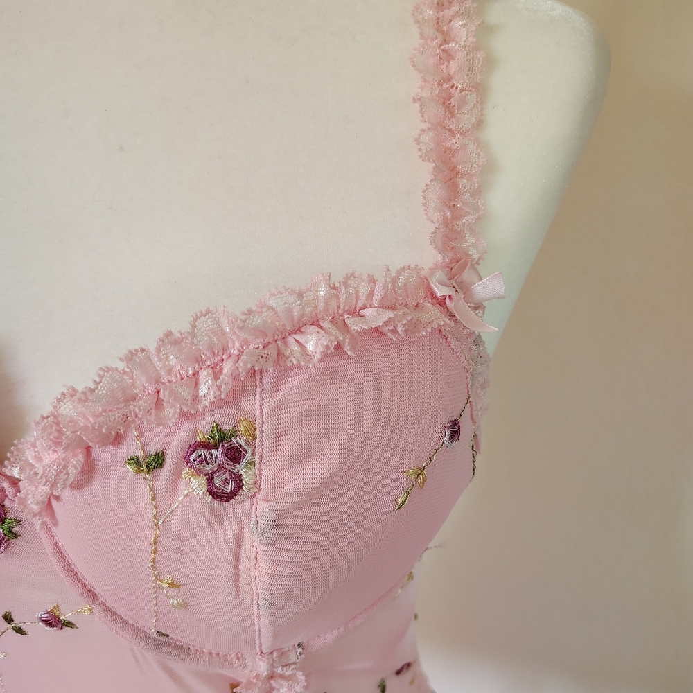 Dolls Kill Sugar Thrillz Pink Embroided, Lace Trim Corset Top - Picture 4 of 7